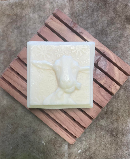 Honeysuckle & Tumeric Soap
